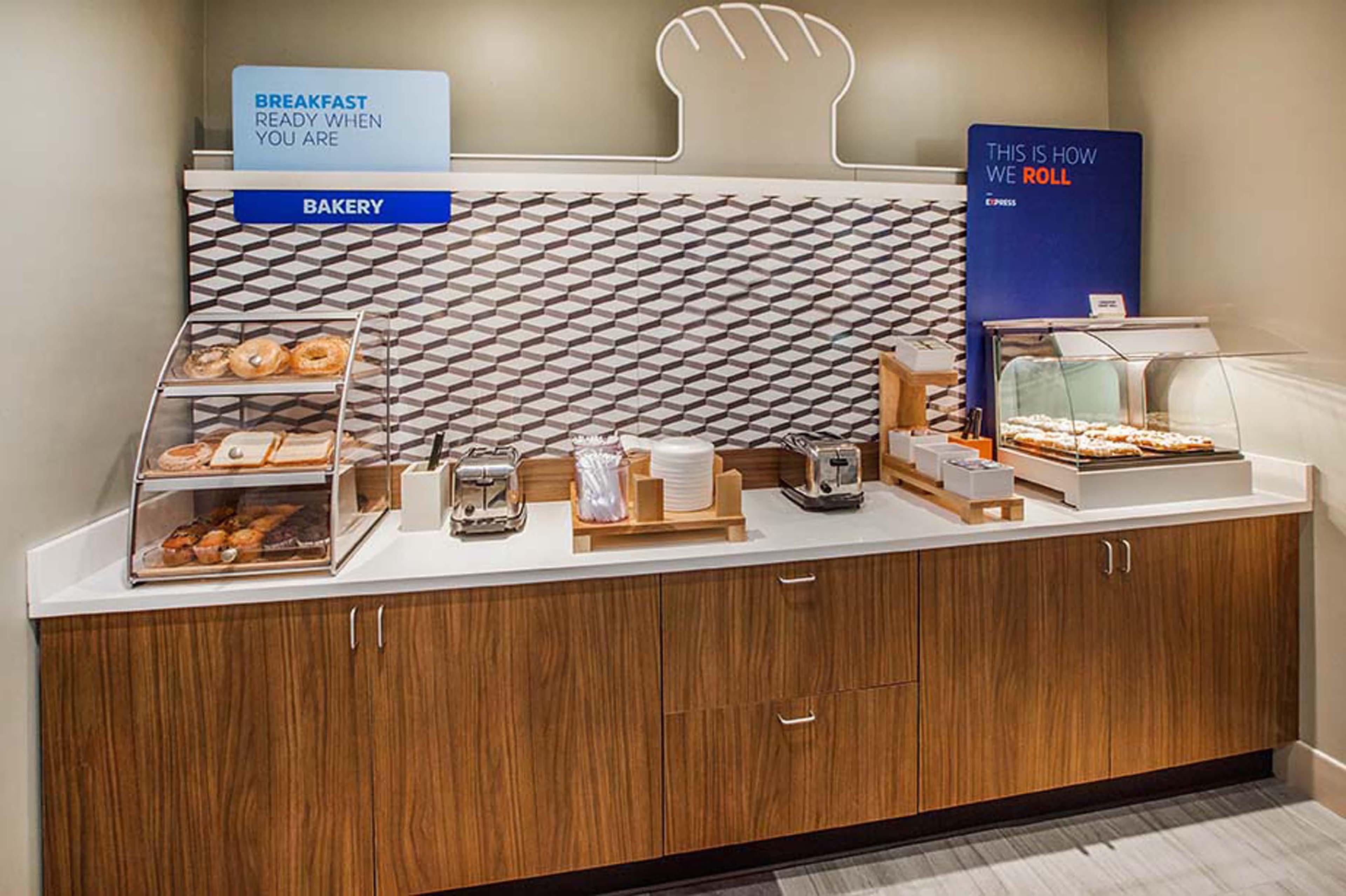 Holiday Inn Express Palm Desert By Ihg Exterior foto