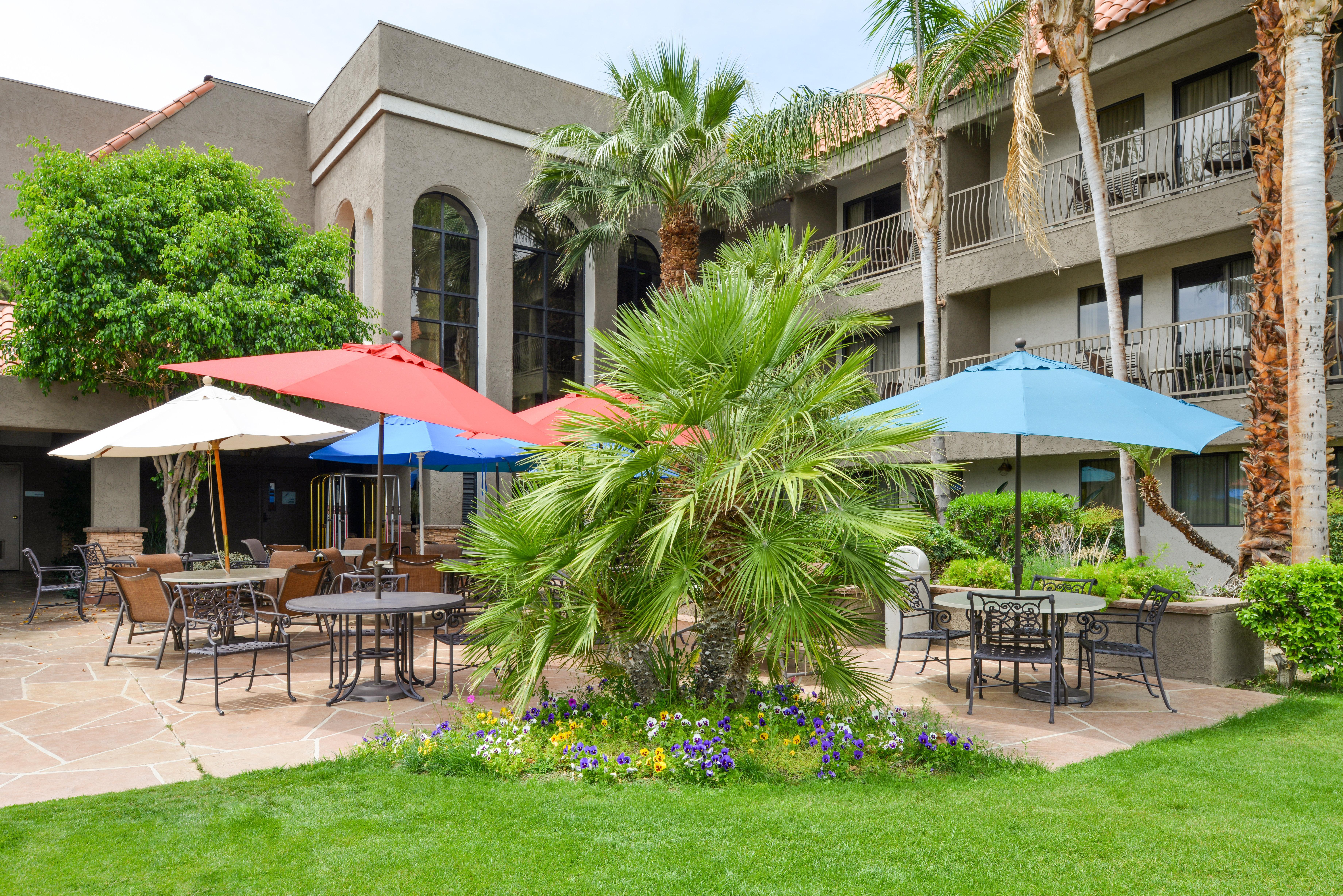 Holiday Inn Express Palm Desert By Ihg Exterior foto